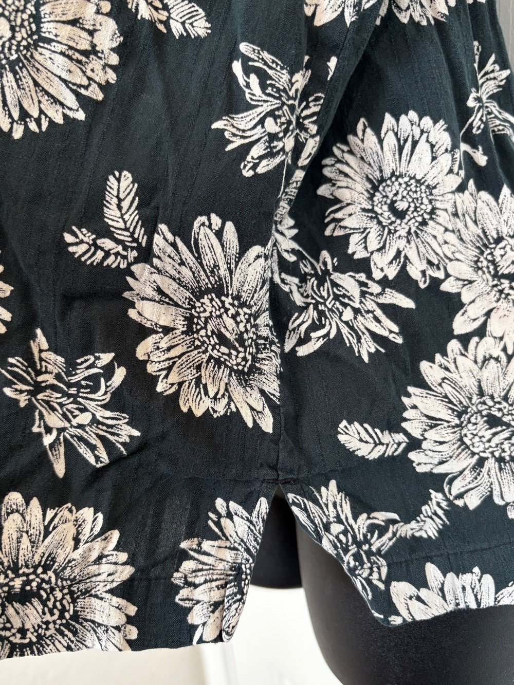 Erika Dark Green & White Sunflower Button Up with Red Buttons - Picture 6 of 11
